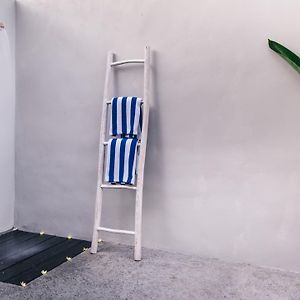 Standard Huts Ocean View